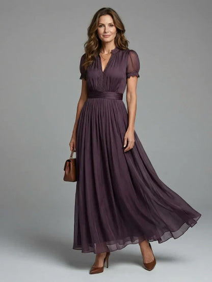 Bella | Vestido con escote en forma de ojo de cerradura y cintura fruncida