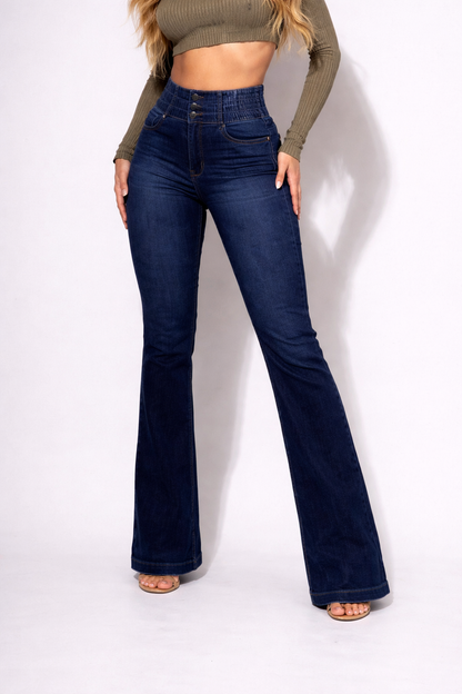 Jeans Acampanados Elásticos de Talle Alto